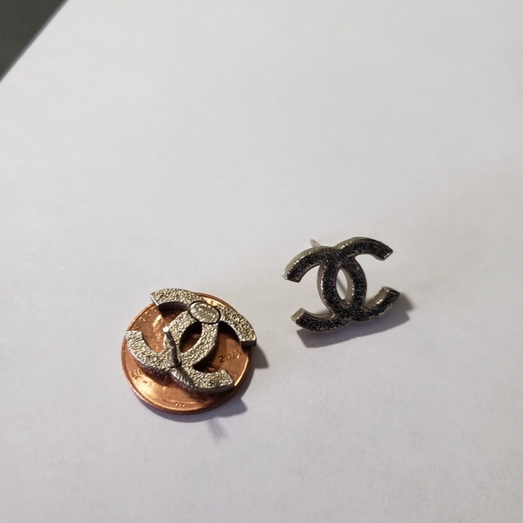 Chanel  earrings - Picture 2 of 9